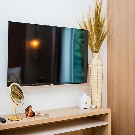 Nature & Comfort In Voorthuizen, Cleaning Included * Voorthuizen